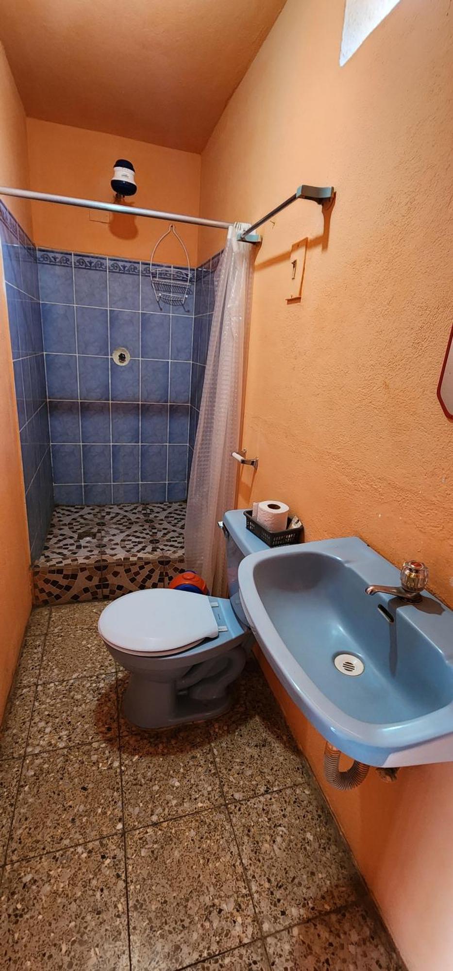Hospedaje Santo Domingo Panajachel Exteriör bild